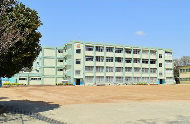 高津橋小学校