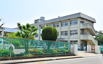 野々池中学校