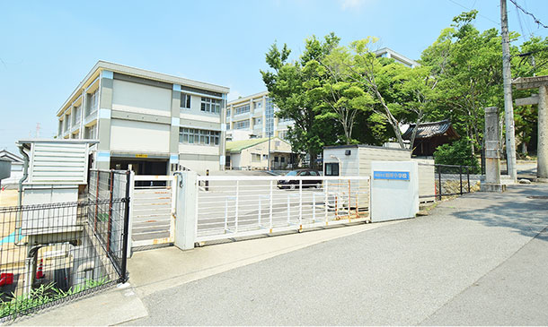 別所小学校