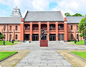 姫路市立美術館